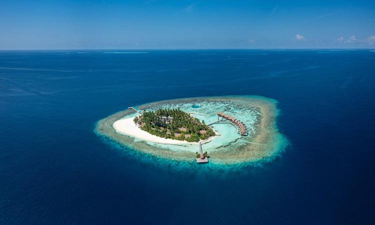 top-rated-kandolhu-maldives-beach-resort - The GPS Guide